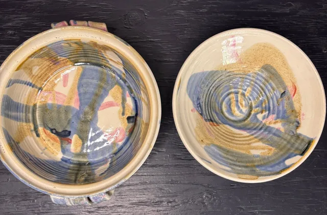 Bailey Brown Covered Casserole Dish image indicator(4)