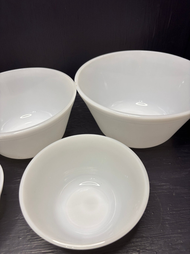Federal Glass Milk Glass Mixing Bowl Set - photo 2
