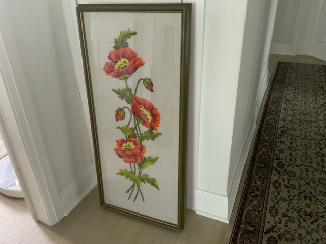 Vintage Picture Frame CREWEL Poppies