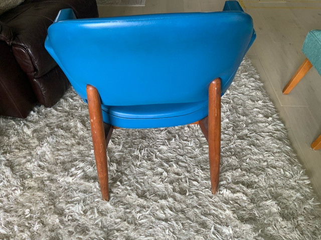 Vintage Simo-Johl Blue Leather Tub Curved Back Chair - photo 4
