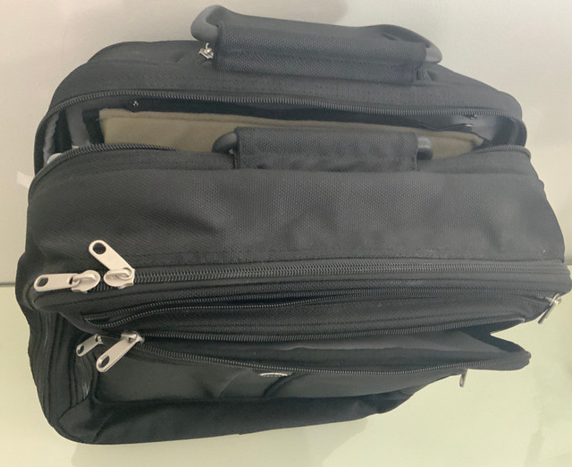 Kensington Wheeled Roller Laptop Bag - photo 5