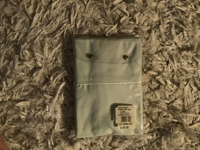 Royal Velvet King Pillowcases Green NEW Vintage - photo 2