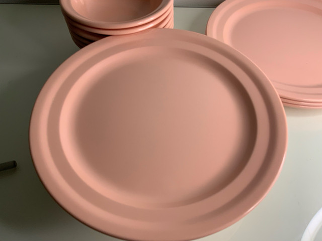 Brookpark Melmac Plates and Bowls 1960s - photo 2