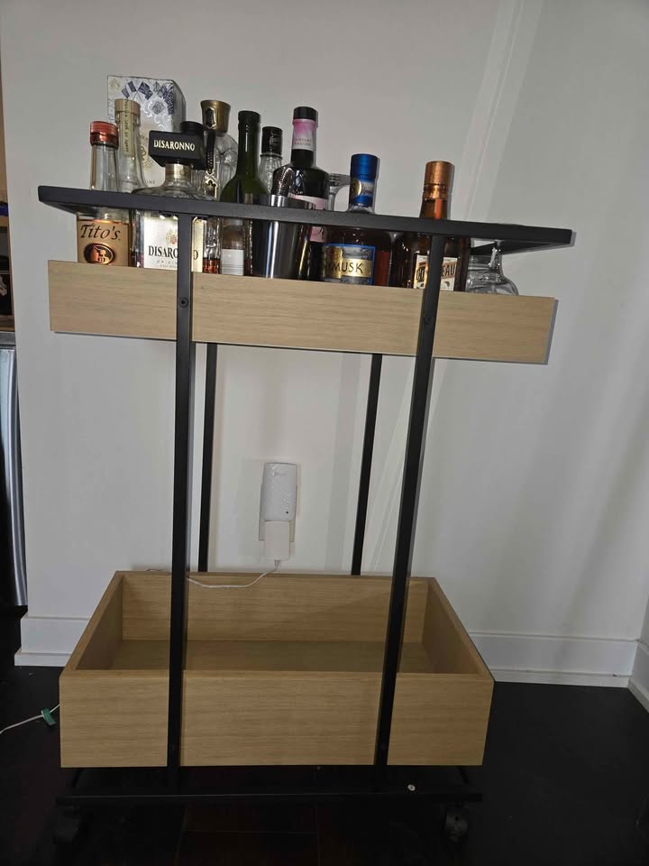 Bar cart end table - photo 2