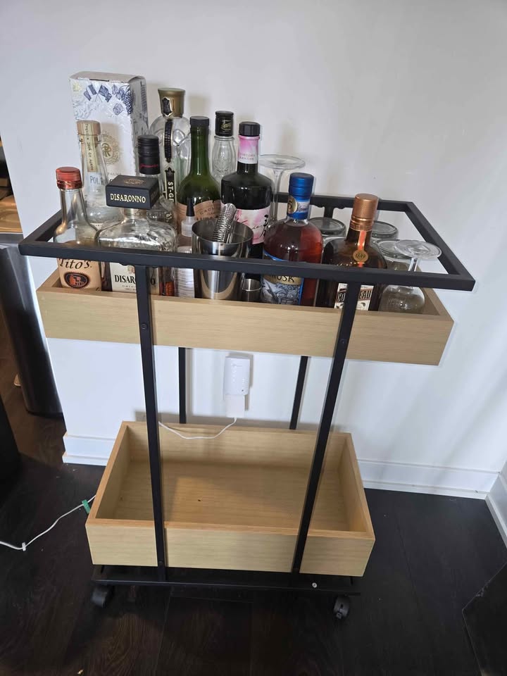 Bar cart end table - photo 3