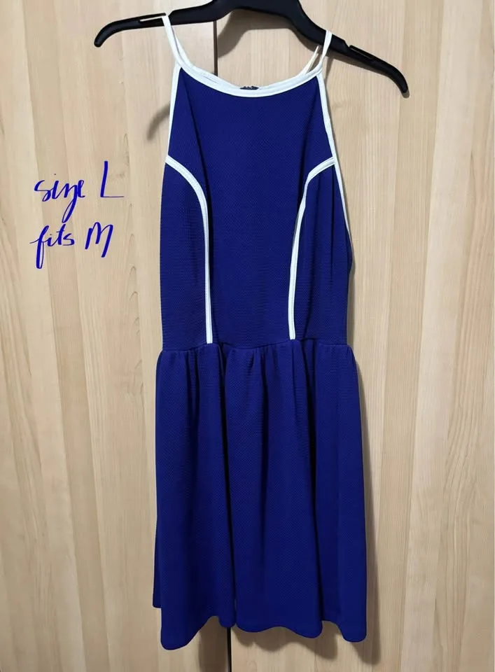 Dress Lot image indicator(3)