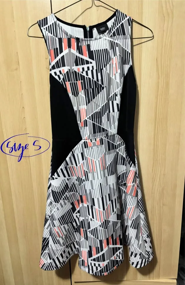 Dress Lot image indicator(7)