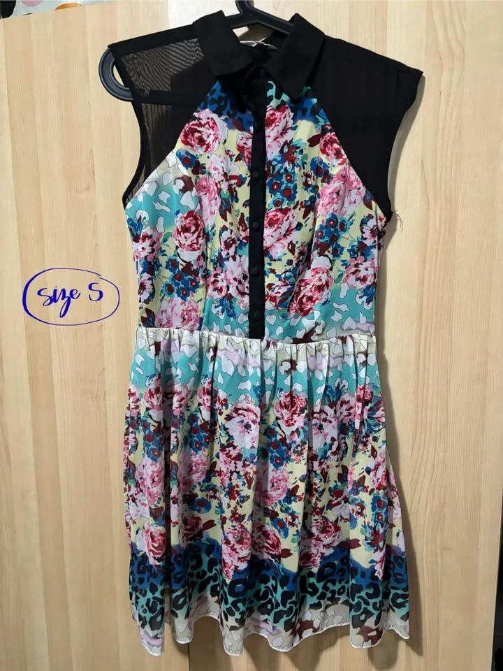 Dress Lot image indicator(9)