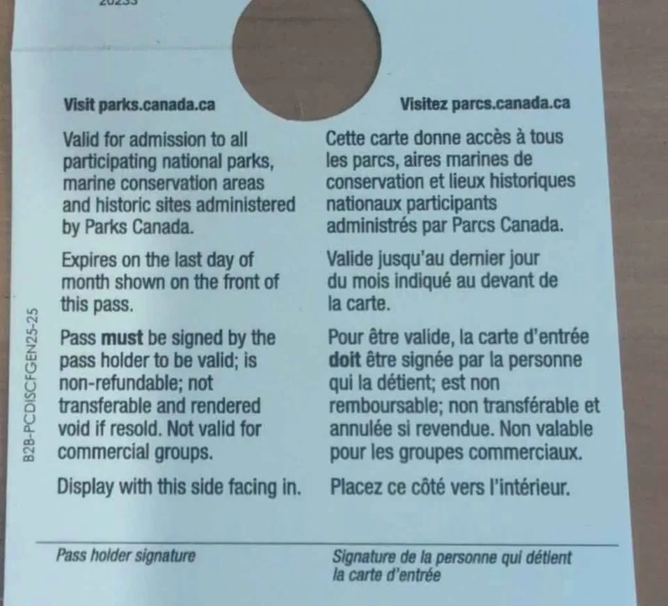 Pass for 10$ per day or 25$ per week image indicator(2)