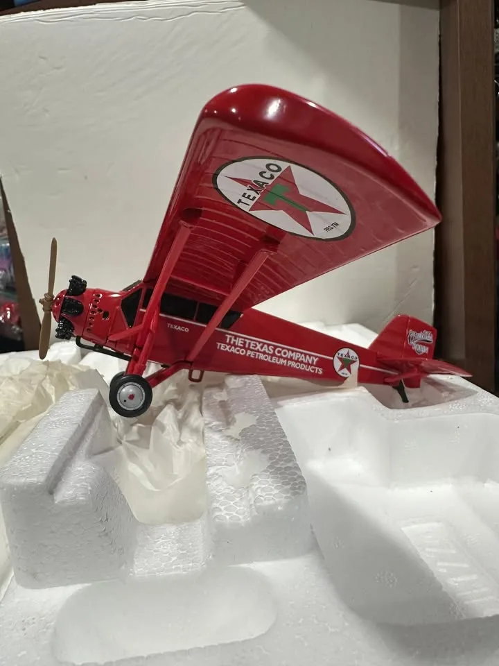 Wings of Texaco Coin Bank – Curtiss Robin airplane image indicator(2)