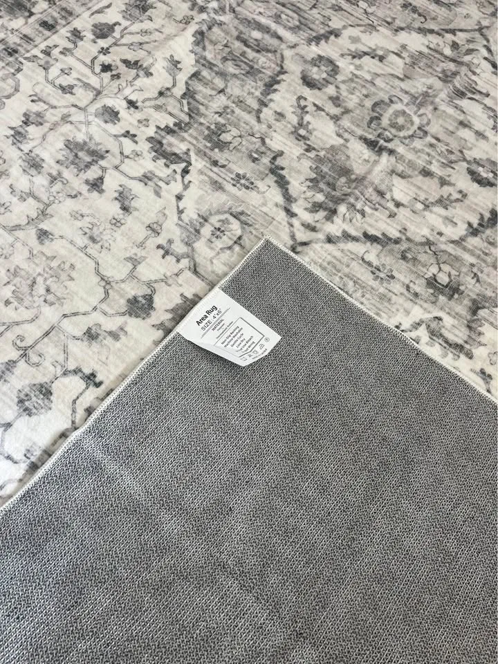 🆕 Brand New Ultra Soft Creamy Grey 4x6ft Area Rug image indicator(3)