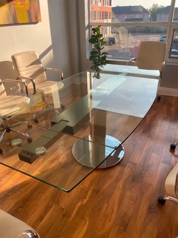 GLASS EXTENDABLE DINING ROOM TABLE image indicator(2)