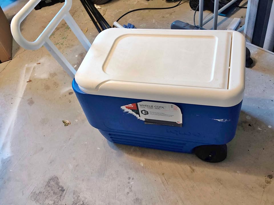 36 Liters Cooler