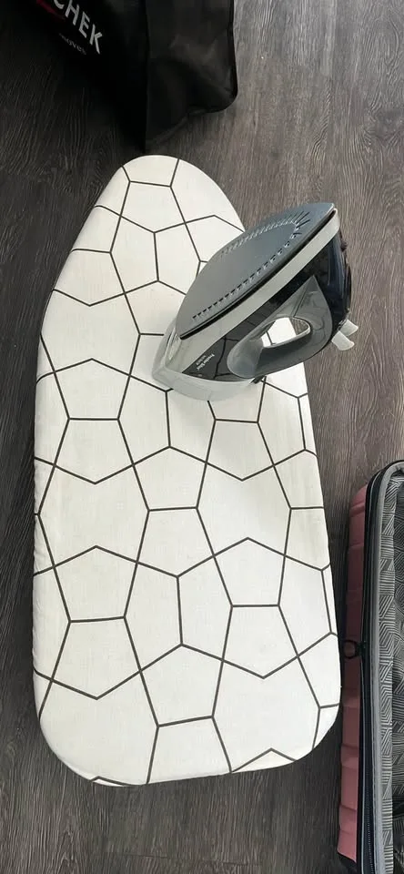 clothes iron + ikea ironing board image indicator(2)