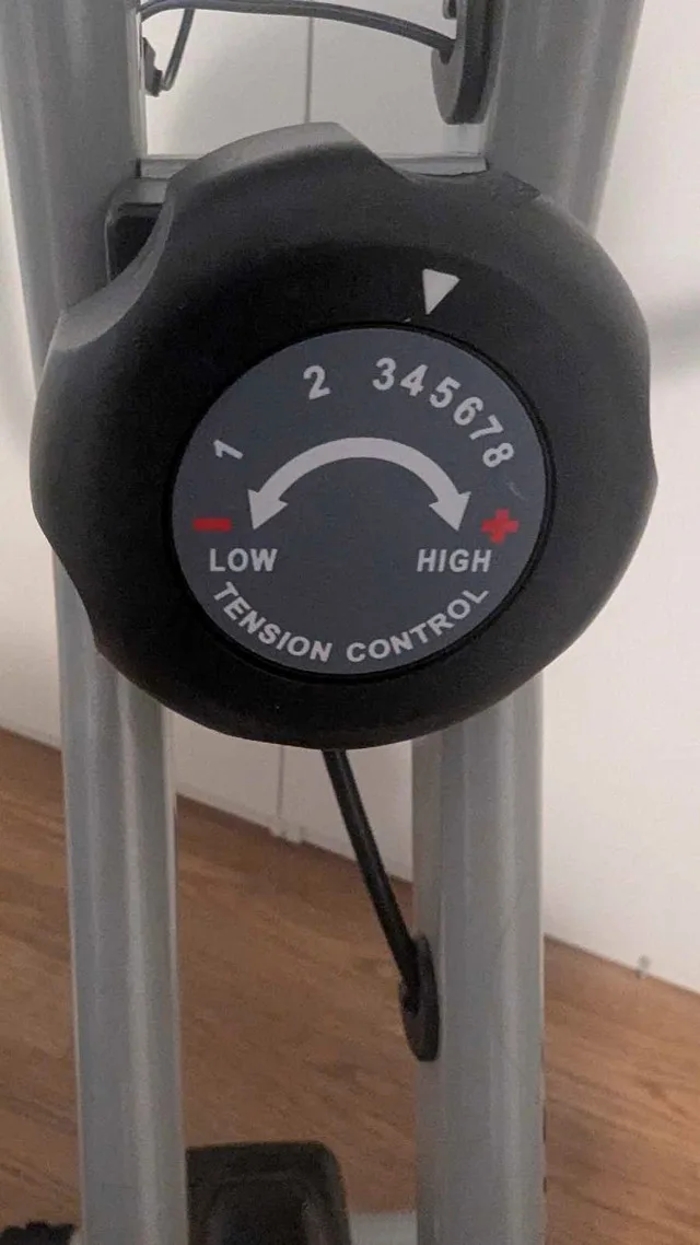 Soozier Foldable Exercise Bike image indicator(2)