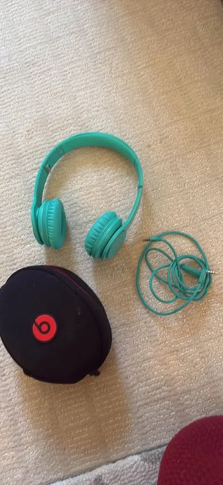 Wired Beats by Dr. Dre image indicator(4)