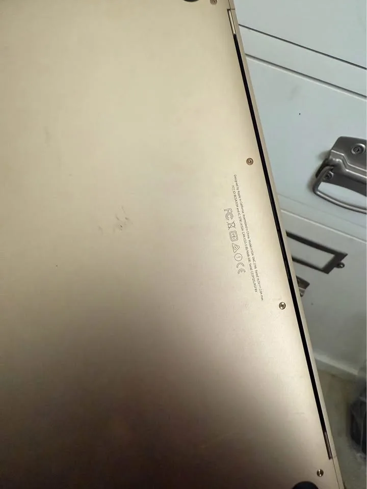 MacBook 12" Retina (Early 2015) - 8GB RAM, Rose Gold image indicator(3)