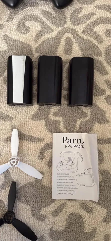 PARROT Bebop 2 Drone with Goggles + Controller image indicator(3)