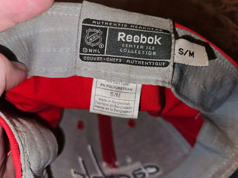 Washington Capitals NHL cap/hat - adult small image indicator(3)