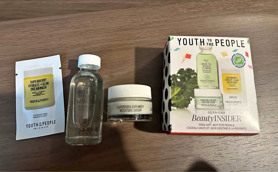 Youth to the People Skincare Set thumbnail