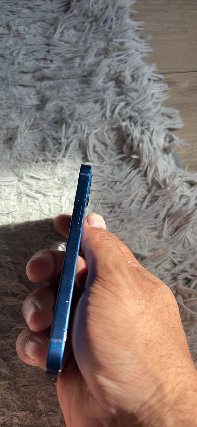 Unlocked Apple iPhone 12 mini image indicator(3)