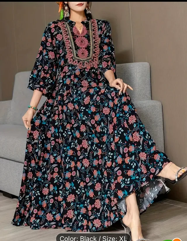 Women's XL Black Floral Maxi Dress 40 $ image indicator(2)