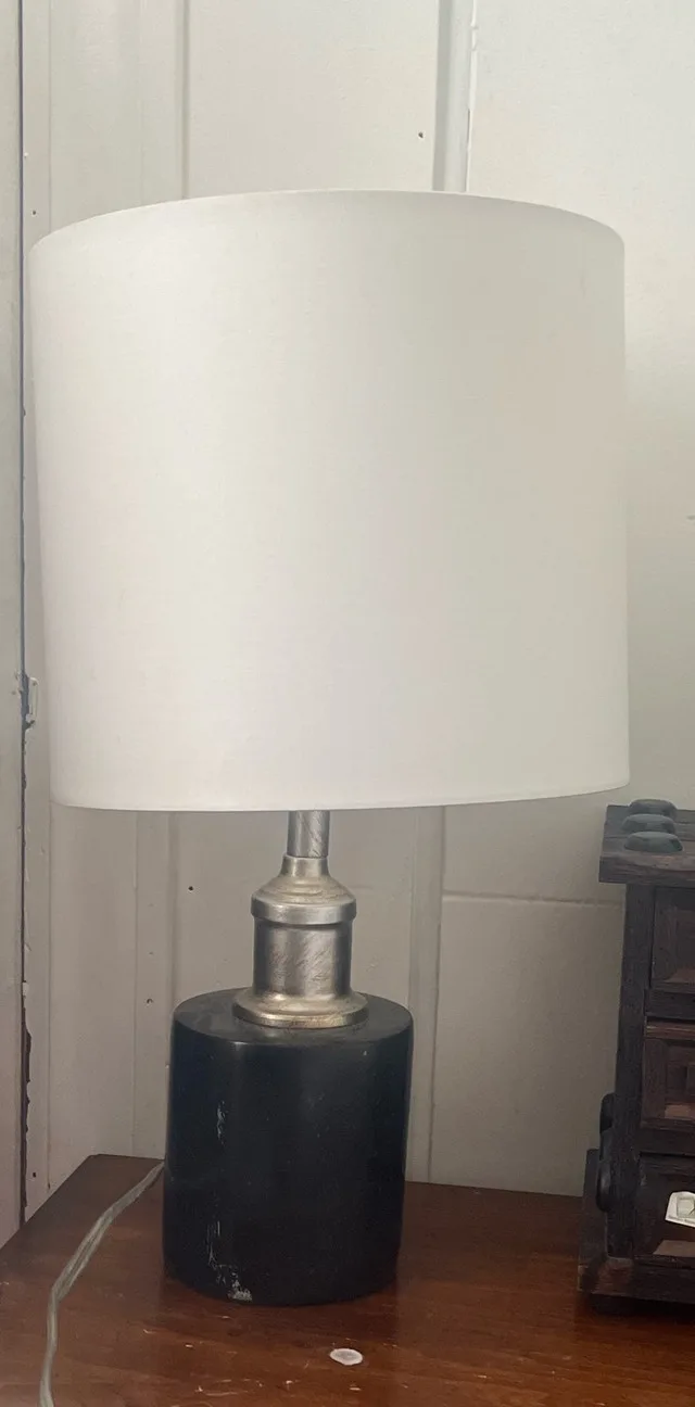 Modern Table Lamp with White Shade thumbnail