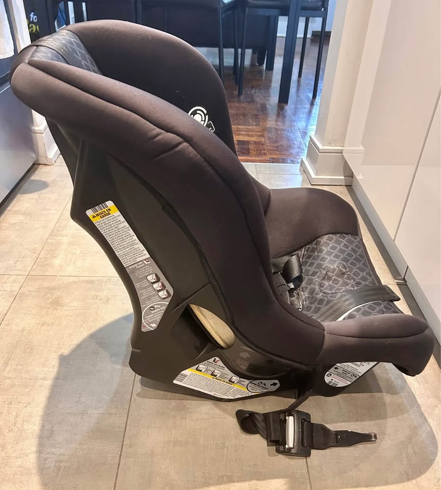 Cosco Scenera Next Convertible Car Seat - photo 3