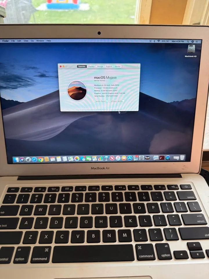 Apple MacBook Air 13-inch image indicator(4)