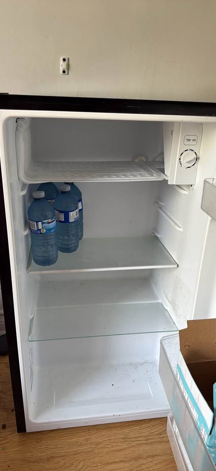 Fridge master mini fridge - photo 2