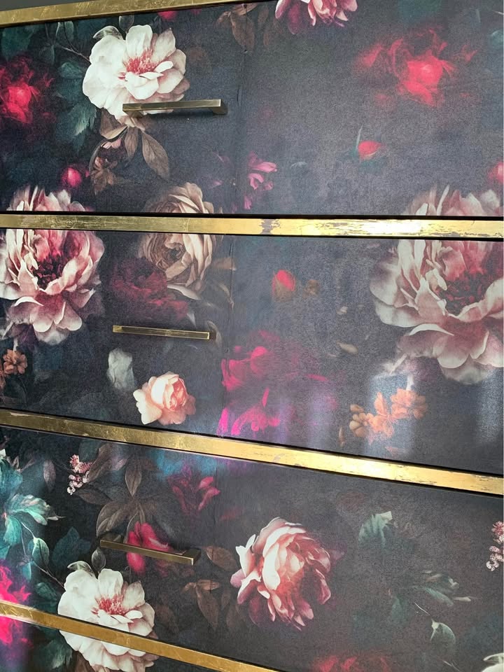 Golden Noir Dresser - photo 5