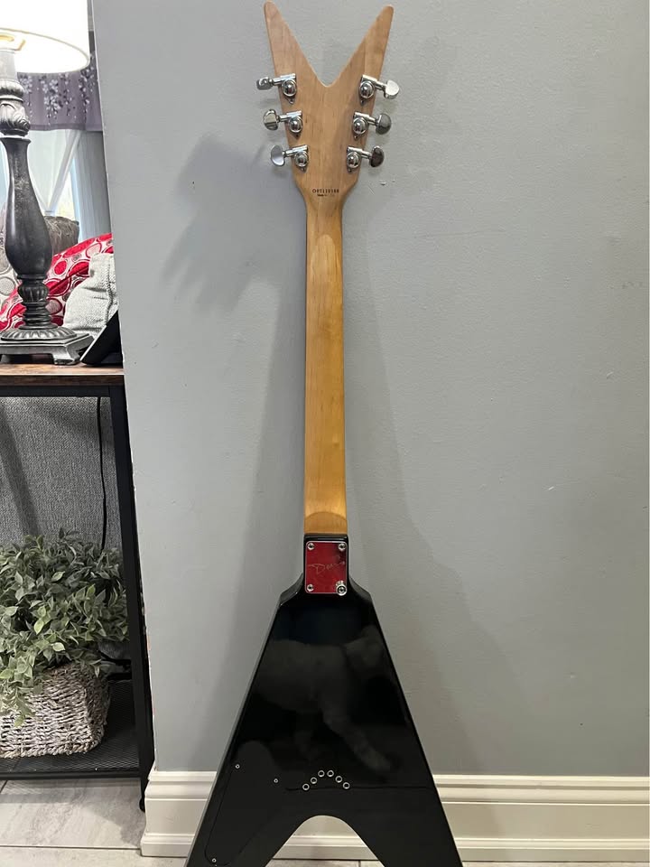 Dean VX electric guitar - photo 2