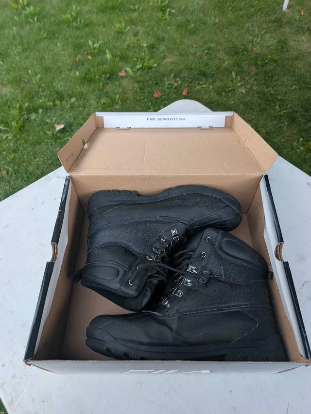 Filas Boots Size 10 Men image indicator(2)