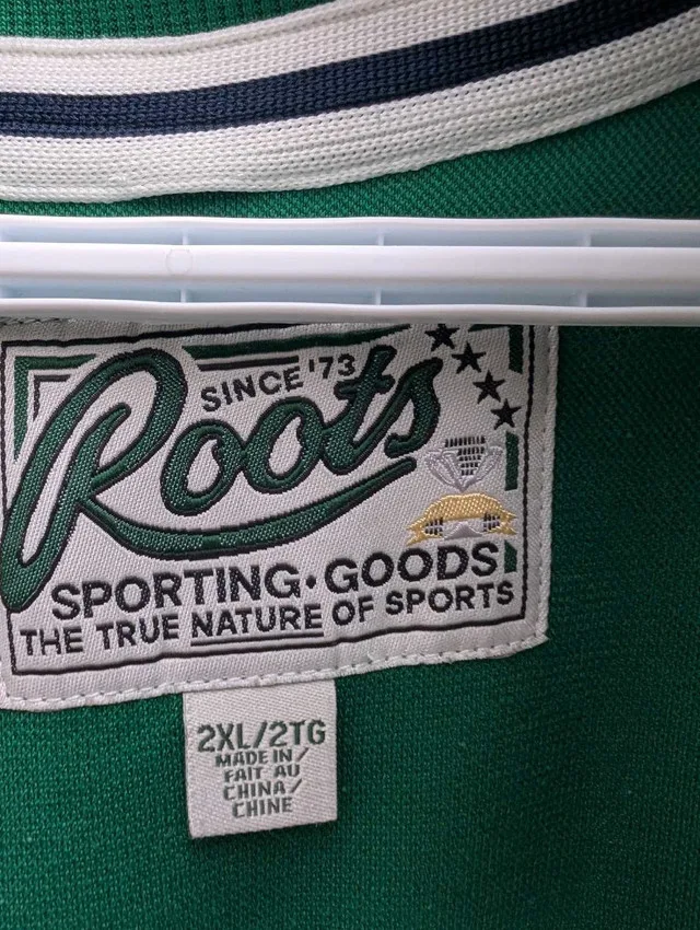 Roots Sweater image indicator(3)