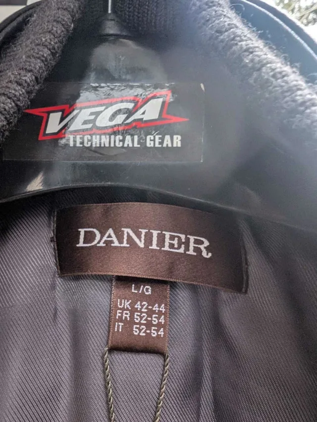 Men's Danier Leather Jacket (Large) image indicator(3)