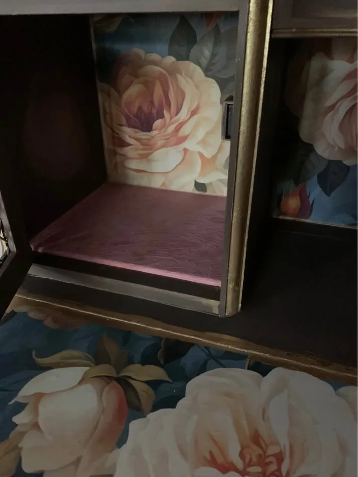 Vintage flower gold small desk image indicator(2)