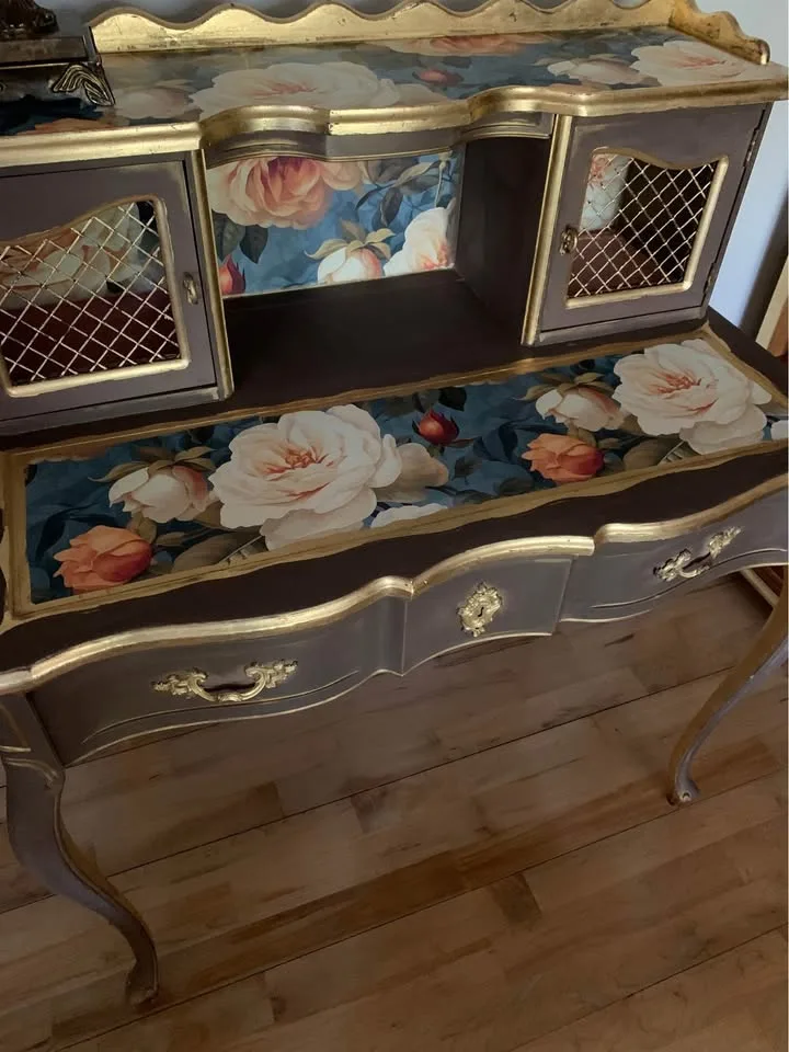 Vintage flower gold small desk image indicator(3)