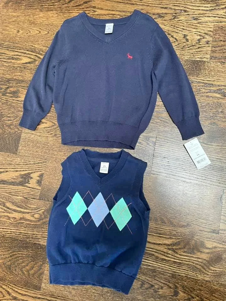 Brand New 2T Dress Sweater/Vest thumbnail