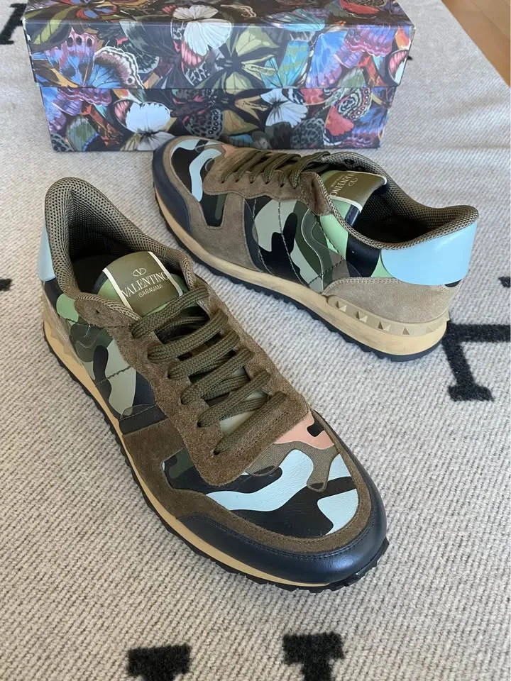 Valentino Low Top Leather Sneaker image indicator(2)