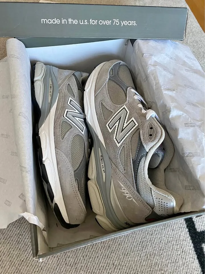 New Balance 990V3 Grey US9 thumbnail