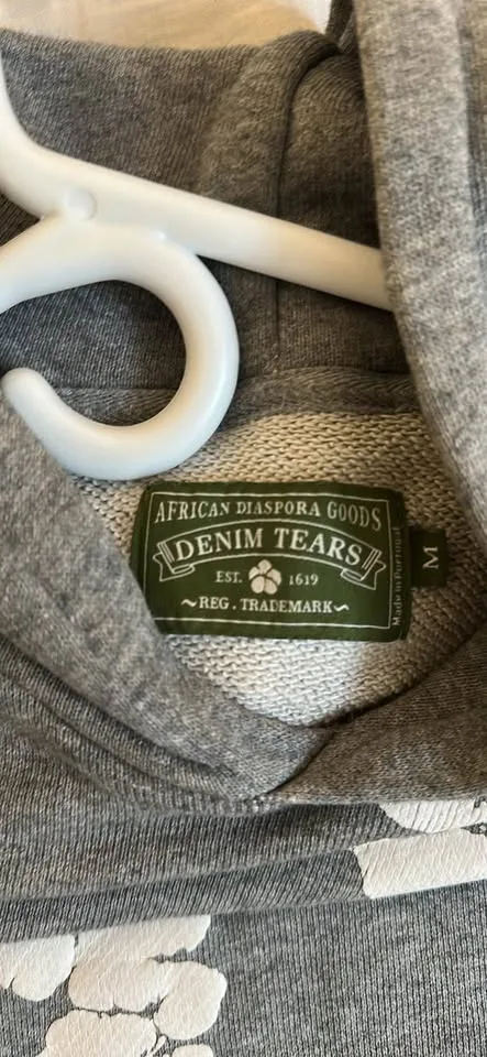 authentic denim tear hoodie image indicator(2)