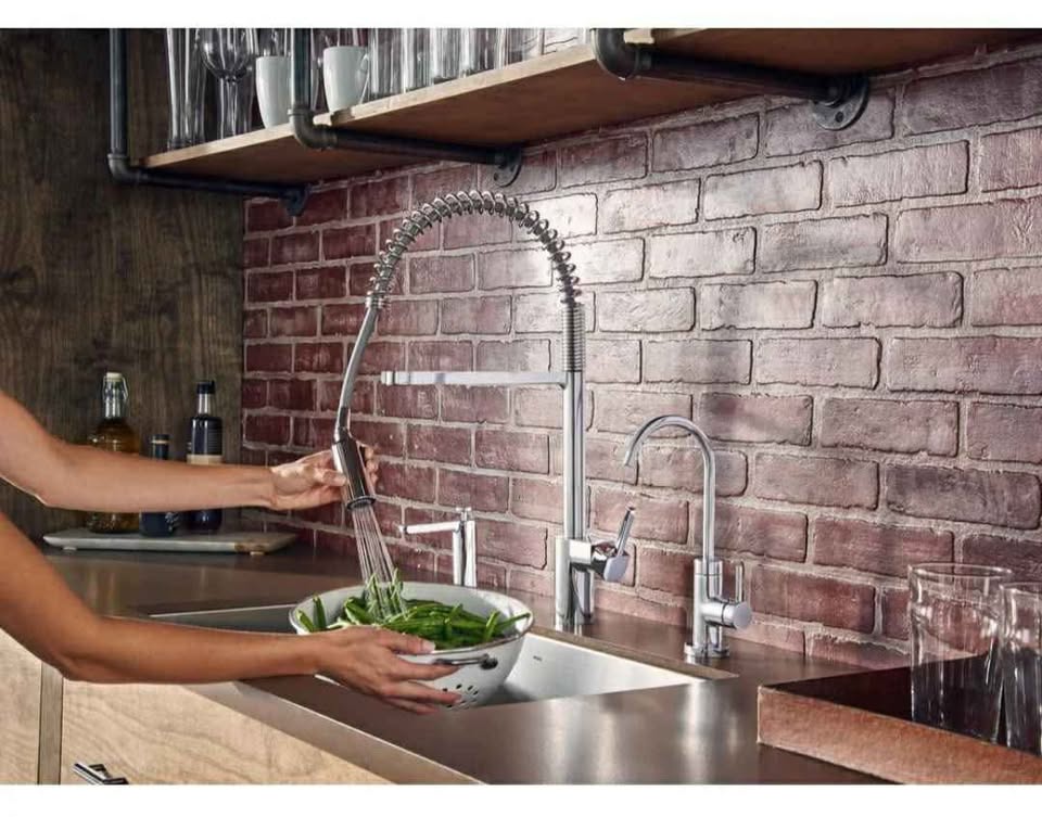 MOEN Align Pull Down Kitchen Faucet/Tap in Chrome - photo 2