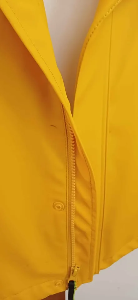 Helly Hanse kids rain jacket image indicator(2)