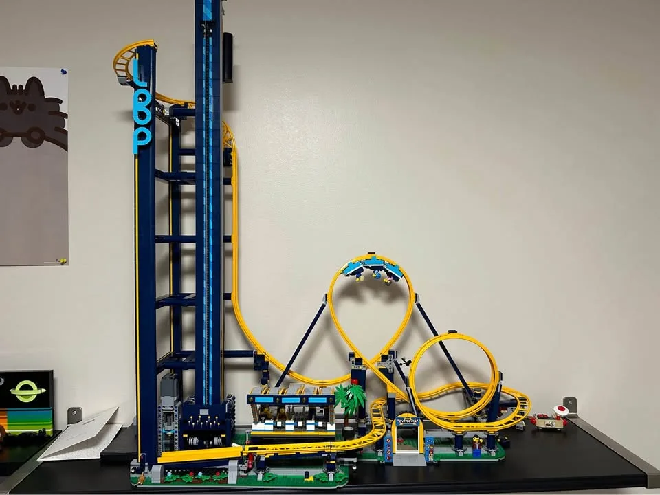 LEGO 10303 Loop Roller Coaster motorized with box image indicator(2)