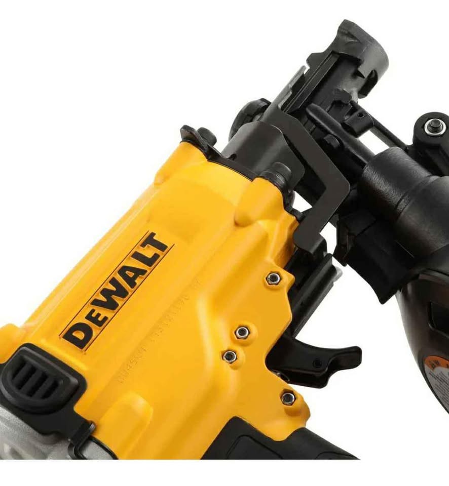 DEWALT 15-Degree Pneumatic Coil Roofing Nailer - photo 2