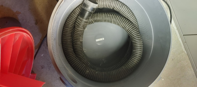Husky 9 gallon wet/dry vacuum - photo 3
