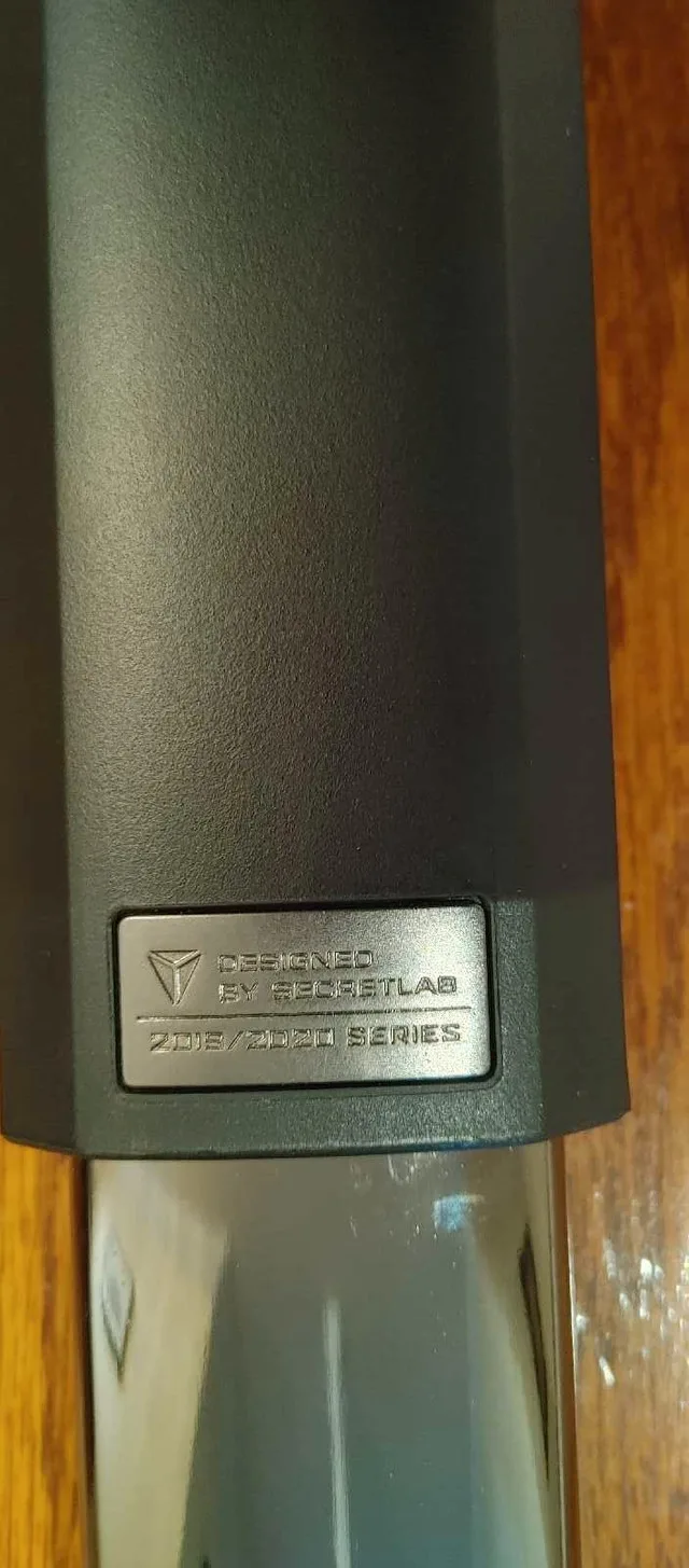 Secretlab Omega or Titan 2019 2020 series Armrest image indicator(2)