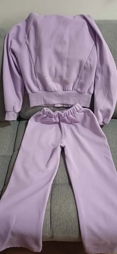 Sweatshirt and Pants set for 11-12yr image indicator(4)