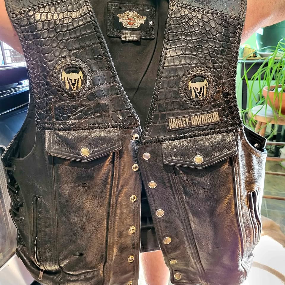 Custom Made Thick Leather Vest gator Inlay – One of a Kind
