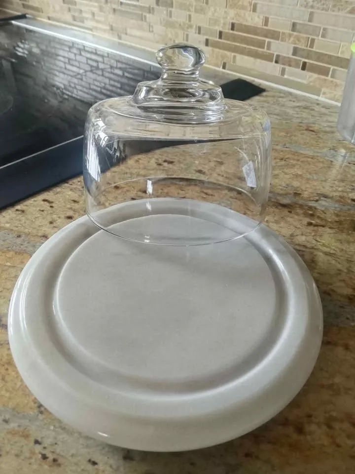 Vintage cake plate, 6 inches diameter inside the glass image indicator(2)